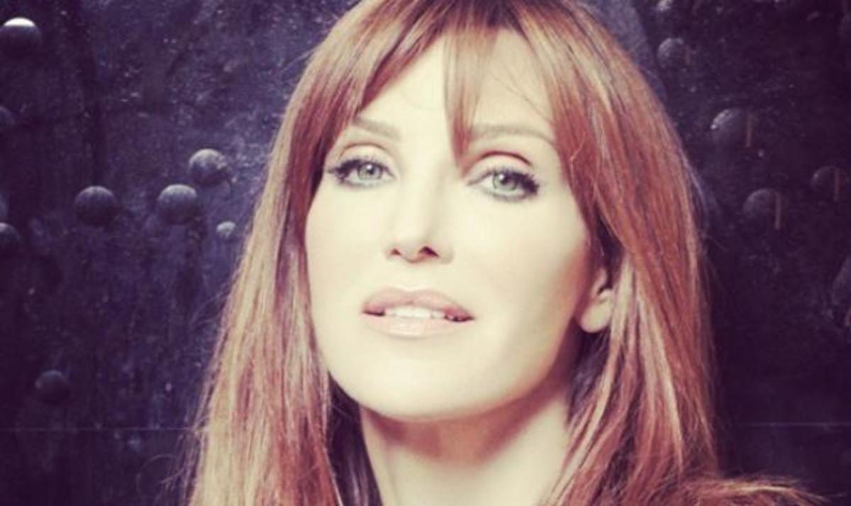 Βίκυ Χατζηβασιλείου: Τρυφερές στιγμές με το σύζυγό της… στο κρεβάτι! ΦΩΤΟ