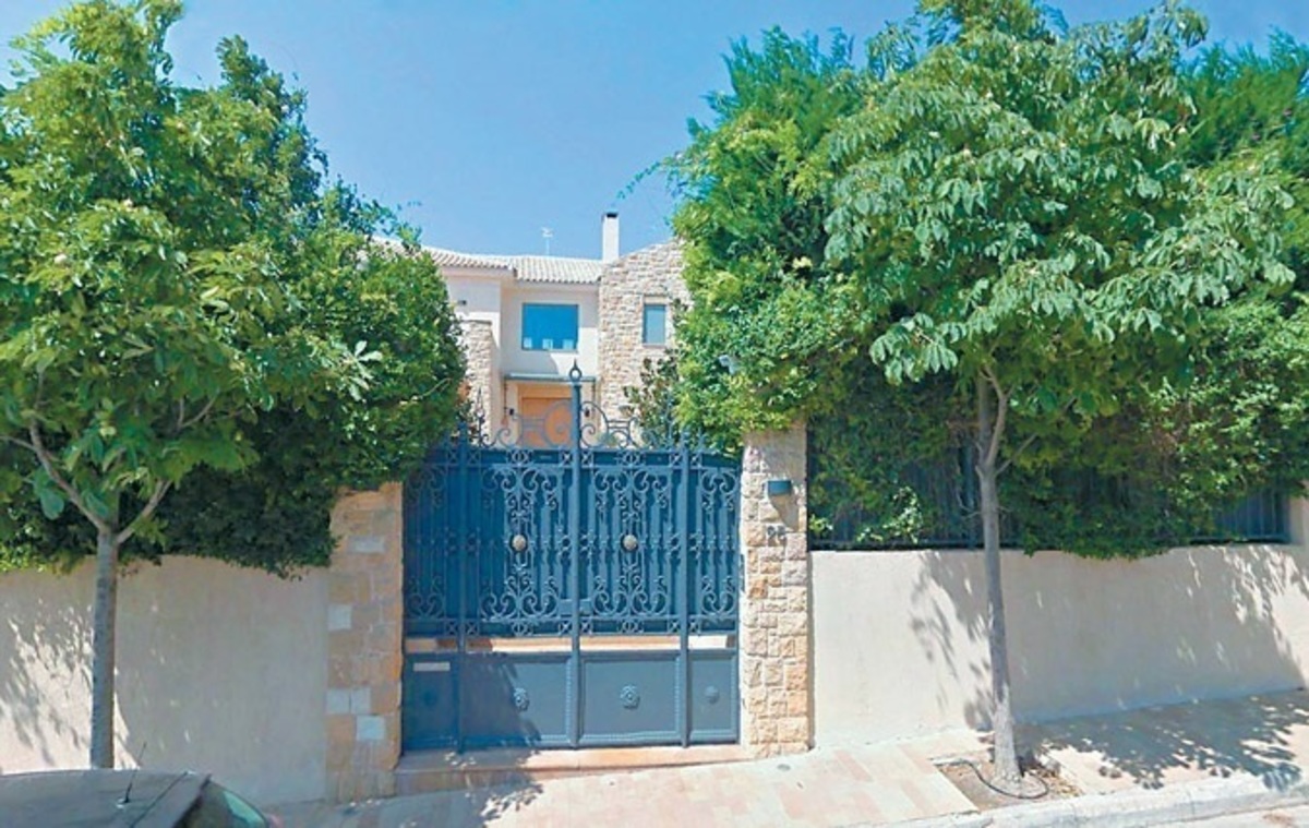 Νέο επεισόδιο Μενεγάκη – Λάτσιου για τη βίλα των Μελισσίων – Την κόβουν στη μέση;