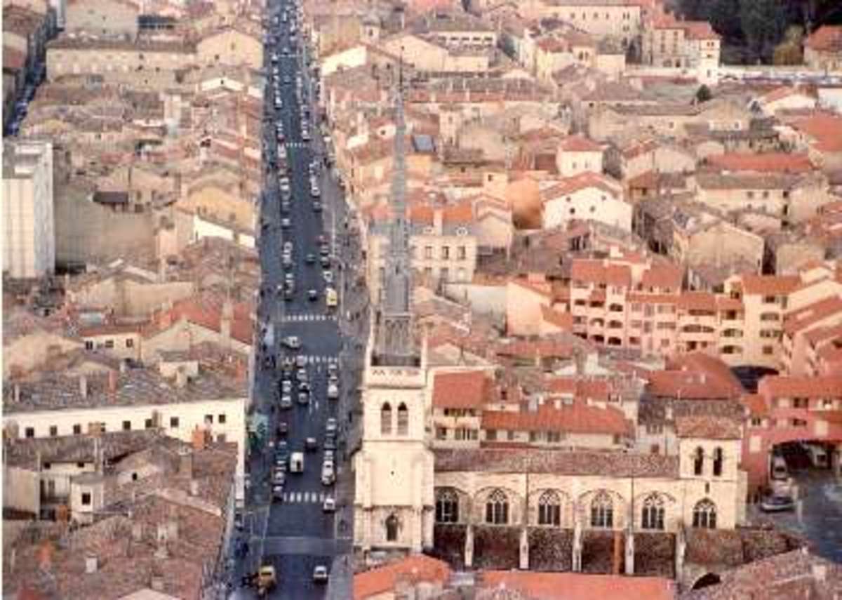 3ημερη αποβολή σε μαθήτρια για “προσηλυτισμό”