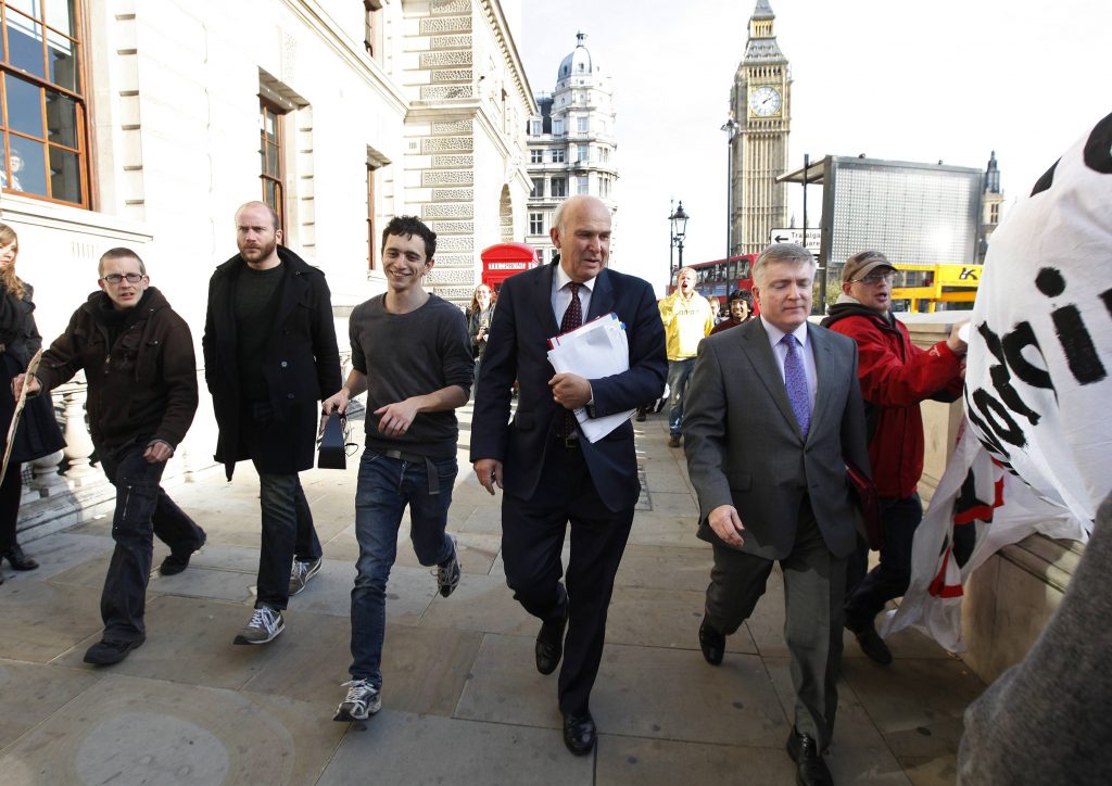 Υπουργός της Βρετανίας “ξέχασε” να πληρώσει τον ΦΠΑ