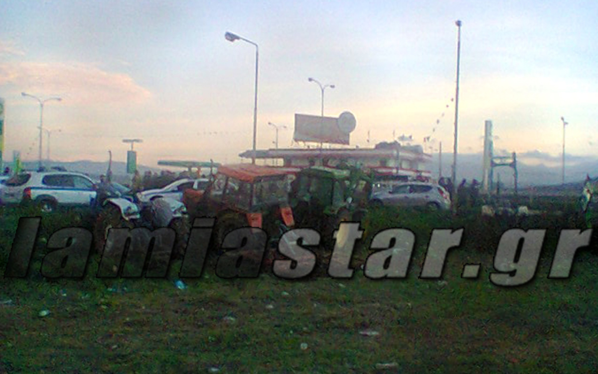 Στην Εθνική οδό οι αγρότες της Βοιωτίας – ΦΩΤΟ