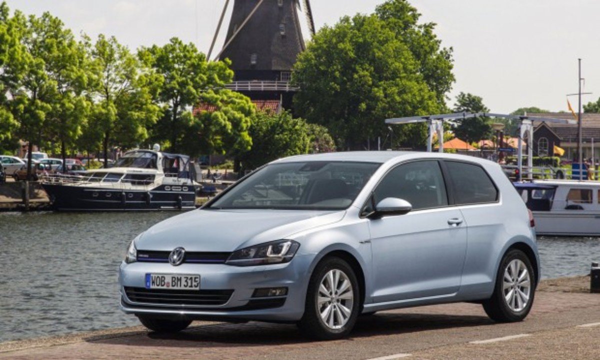 VW: Από 20.760 ευρώ το νέο Golf BlueMotion
