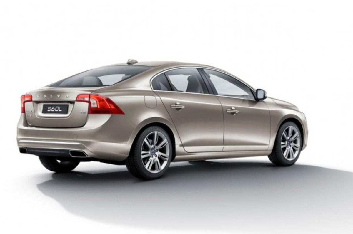 Ένα μακρύ Volvo S60 αποκλειστικά για την κινεζική αγορά