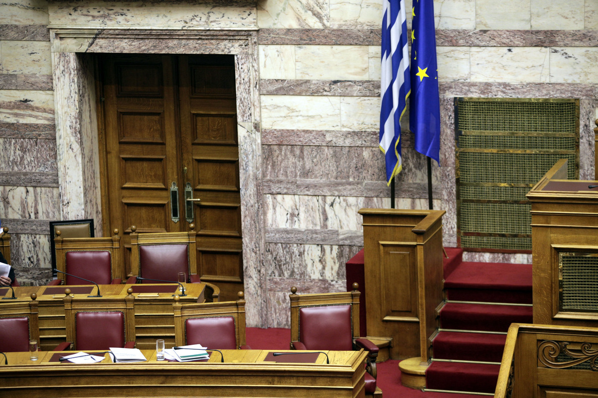 Αύριο ή την Τετάρτη το “κουτσουρεμένο” παράλληλο πρόγραμμα του ΣΥΡΙΖΑ