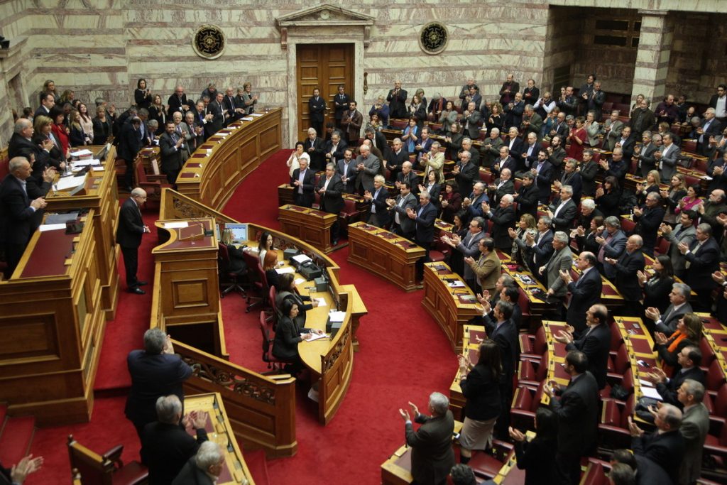 Βουλή: Σφίγγει ο κλοιός για σύσταση εξεταστικής επιτροπής