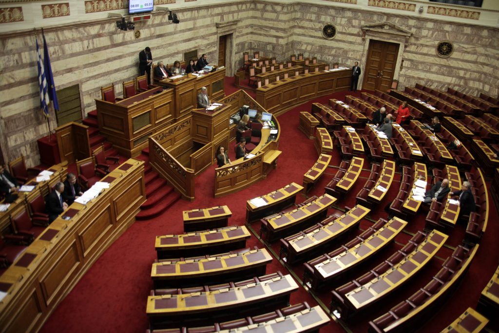 Αύριο κατατίθεται ο προϋπολογισμός του 2015 – Τα μεσάνυχτα της 7ης Δεκεμβρίου η ψήφισή του