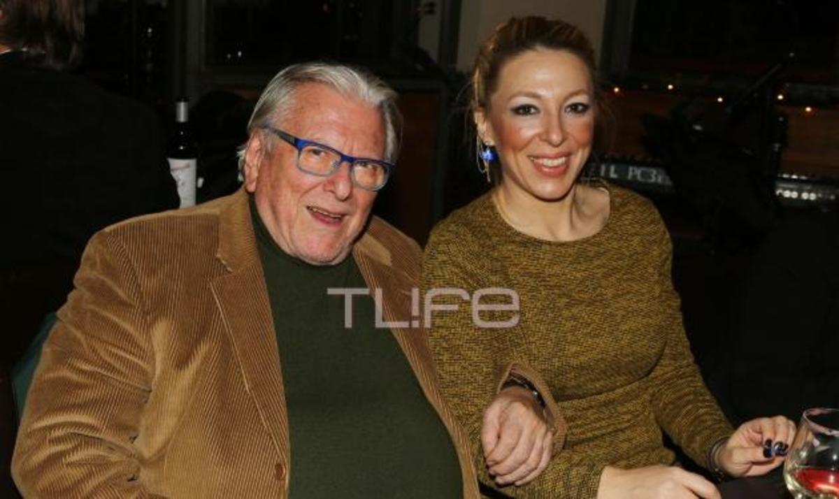 Κώστας Βουτσάς: Το καυτό φιλί στην σύντροφό του στα 83α γενέθλια του!