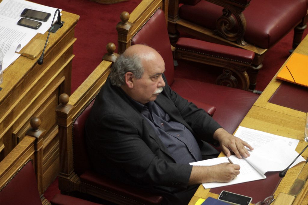 Πονοκέφαλος το μεταναστευτικό για την κυβέρνηση – Τι  συζητήθηκε στην τρίωρη σύσκεψη