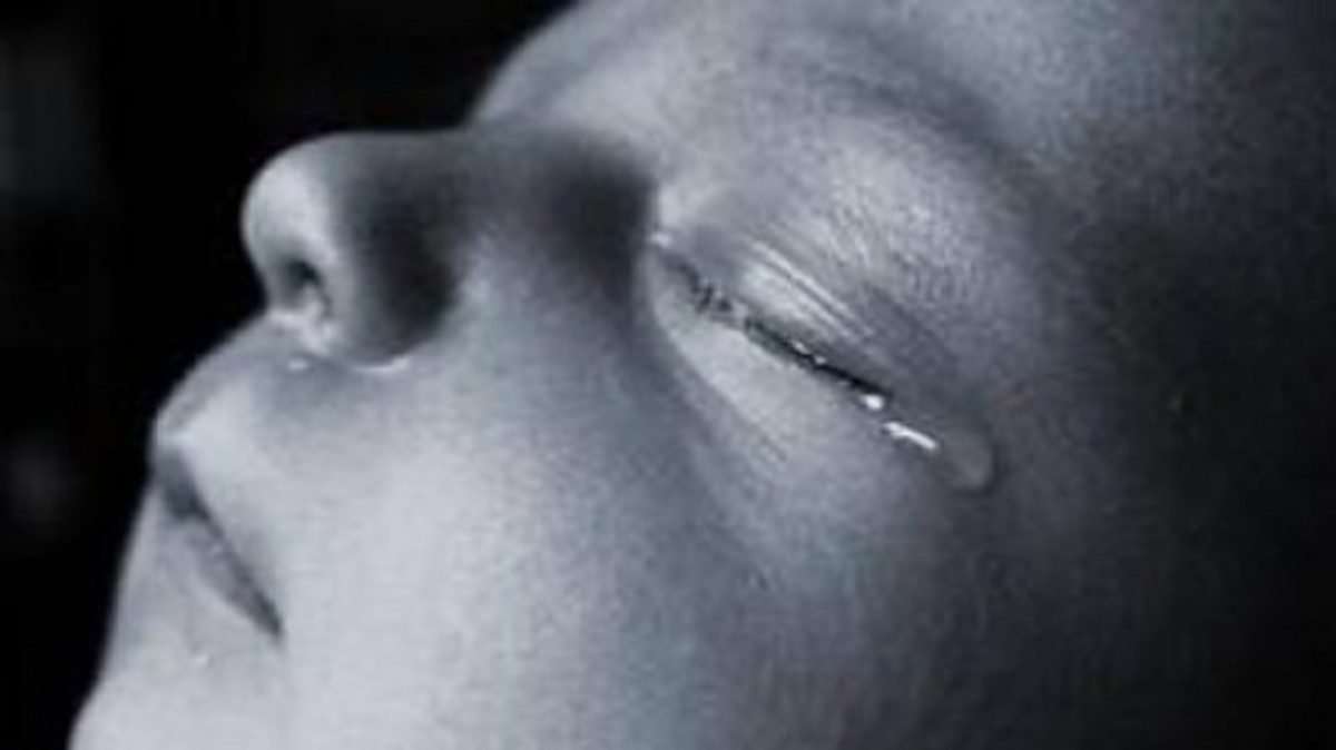 Πέταξαν νεκρό βρέφος στα σκουπίδια! Το περισυνέλλεξε απορριματοφόρο