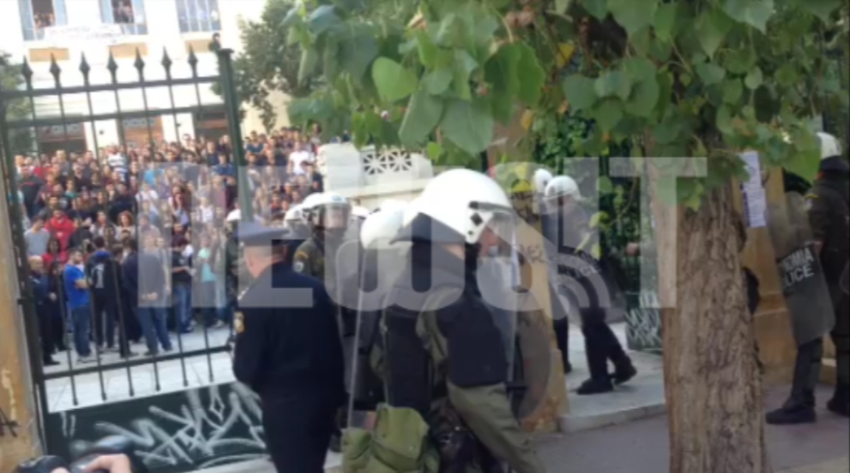 Αστυνομική επιχείρηση στην ΑΣΟΕΕ