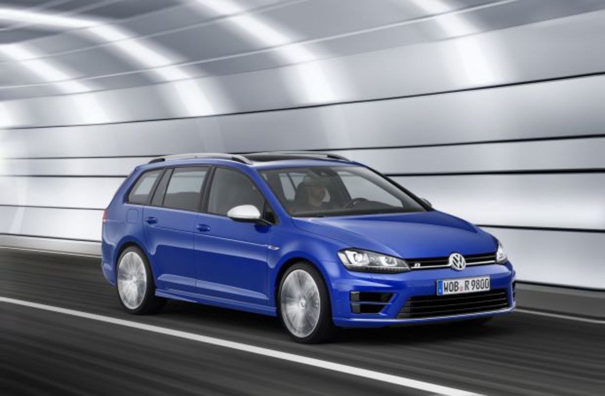 Νέο VW Golf R Variant με 300 PS και χώρους για όλη την οικογένεια