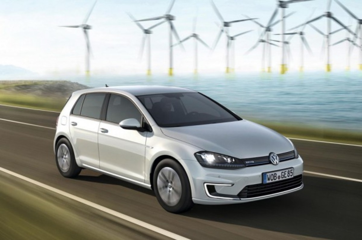 Ξεκίνησαν οι πωλήσεις του ηλεκτρικού VW Golf στη Γερμανία