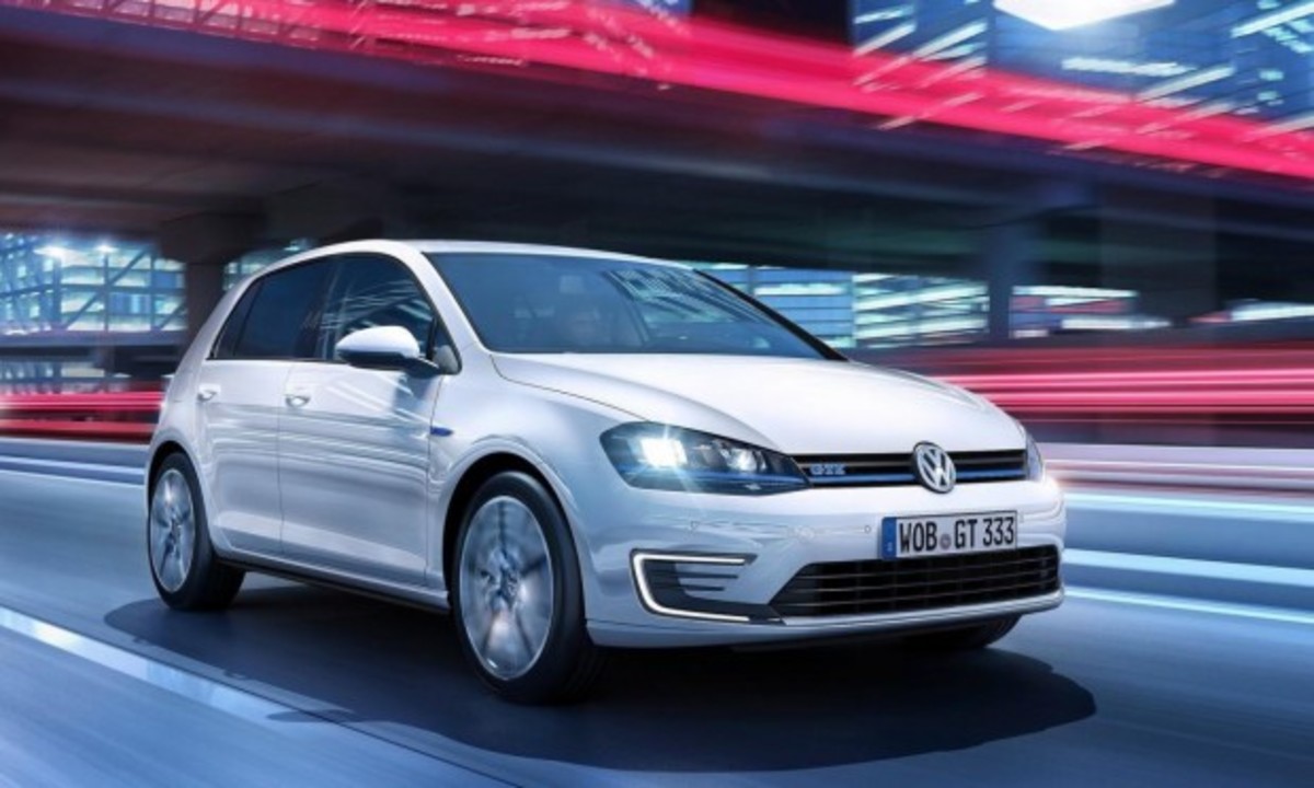 Έρχεται υβριδικό VW Golf με 204 ίππους που καίει μόλις 1,8 lt/100 km