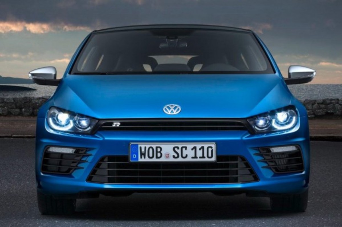 Νέο VW Scirocco: Κοσμητικές αλλαγές και αναβαθμισμένα μοτέρ για το νέο κουπέ της VW