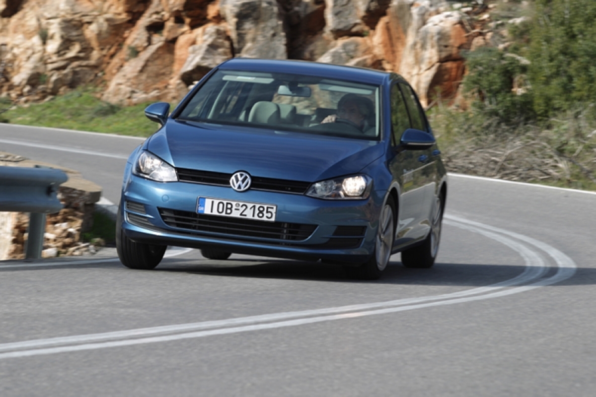 Car Of The Year για το 2013 τo VW Golf