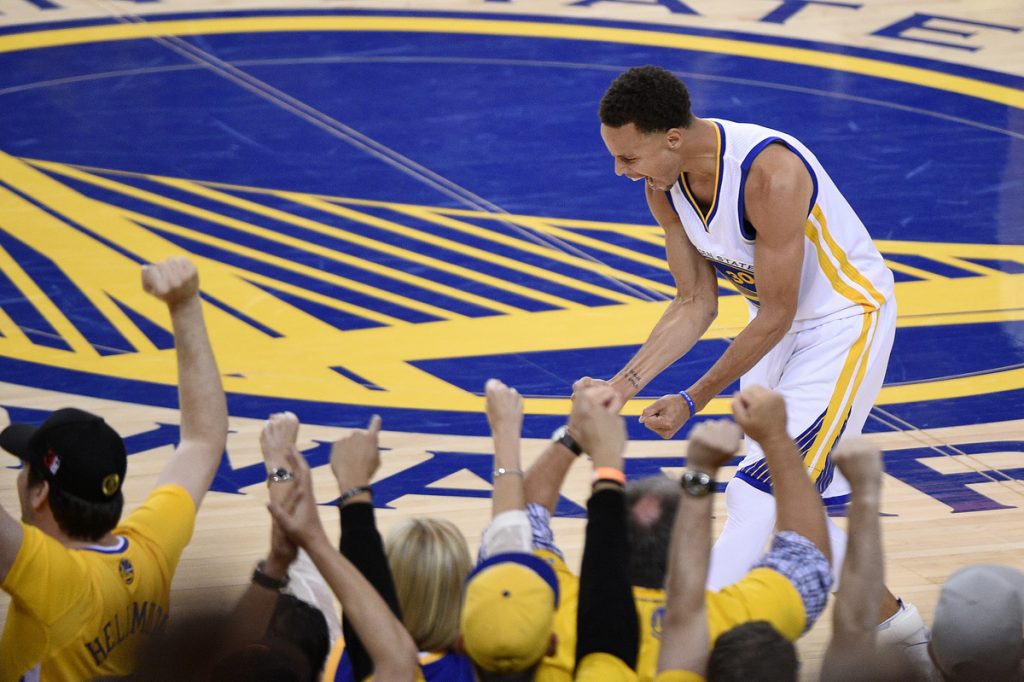 Τελικοί NBA: Curry’s rule! 3-2 οι Γουόριορς τους Καβαλίερς