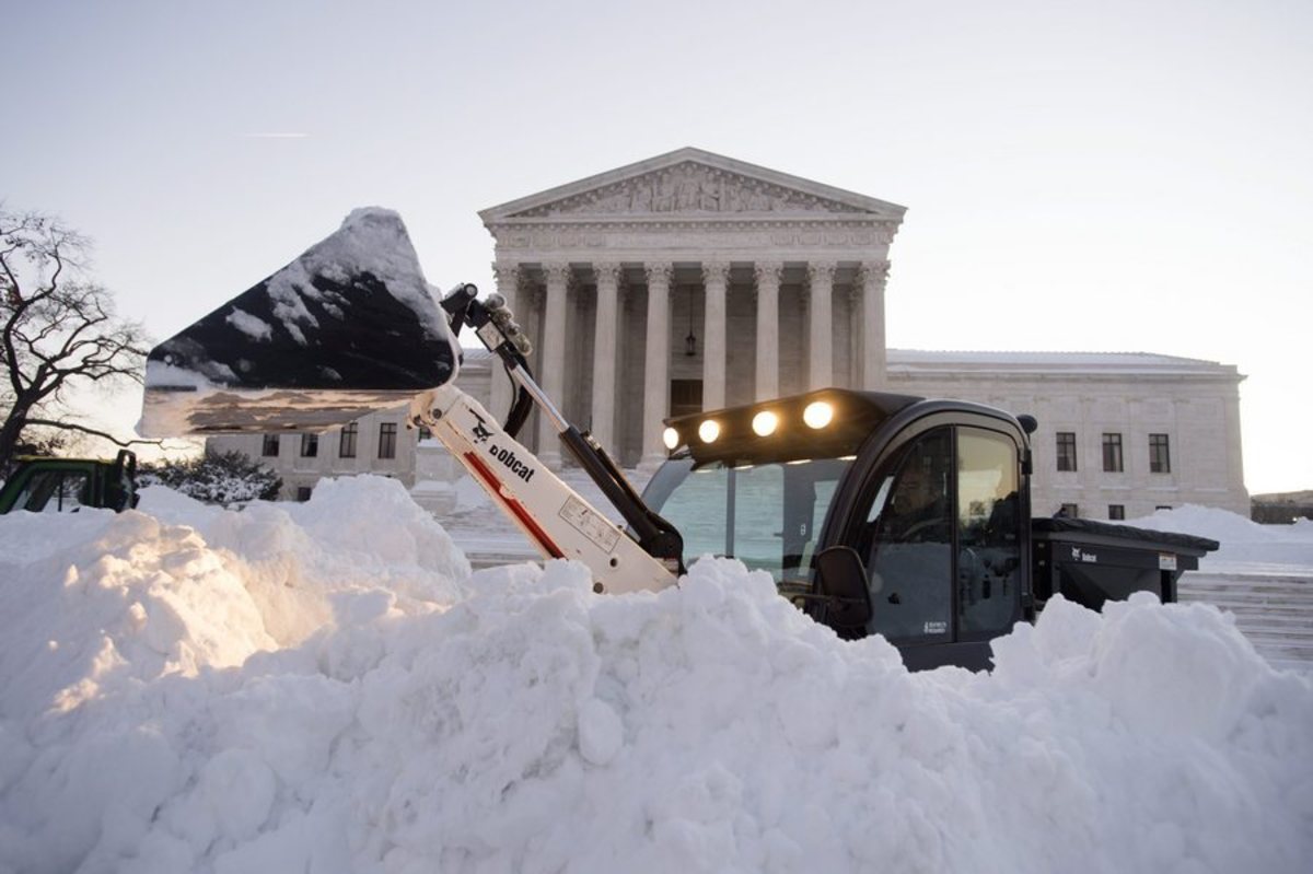 Snowzilla στις ΗΠΑ με 30 νεκρούς: Χιονοπόλεμος… Star Wars και η Ουάσινγκτον στον “πάγο”