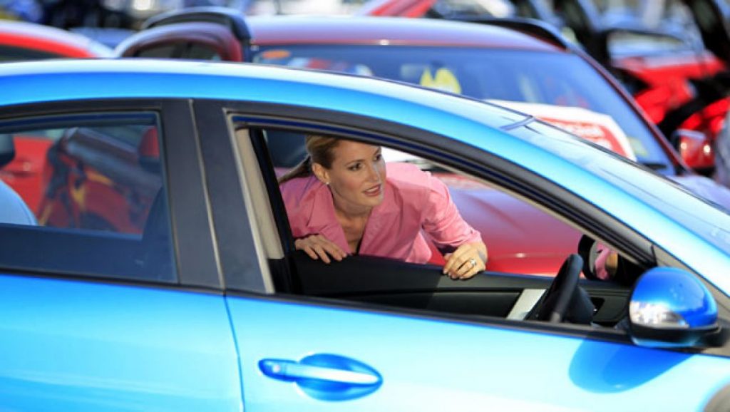 Ποια αυτοκίνητα επέλεξαν οι γυναίκες ως τα καλύτερα του 2014;