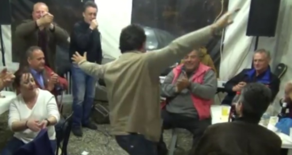 Ζεϊμπέκικα από αγρότες Τρικάλων