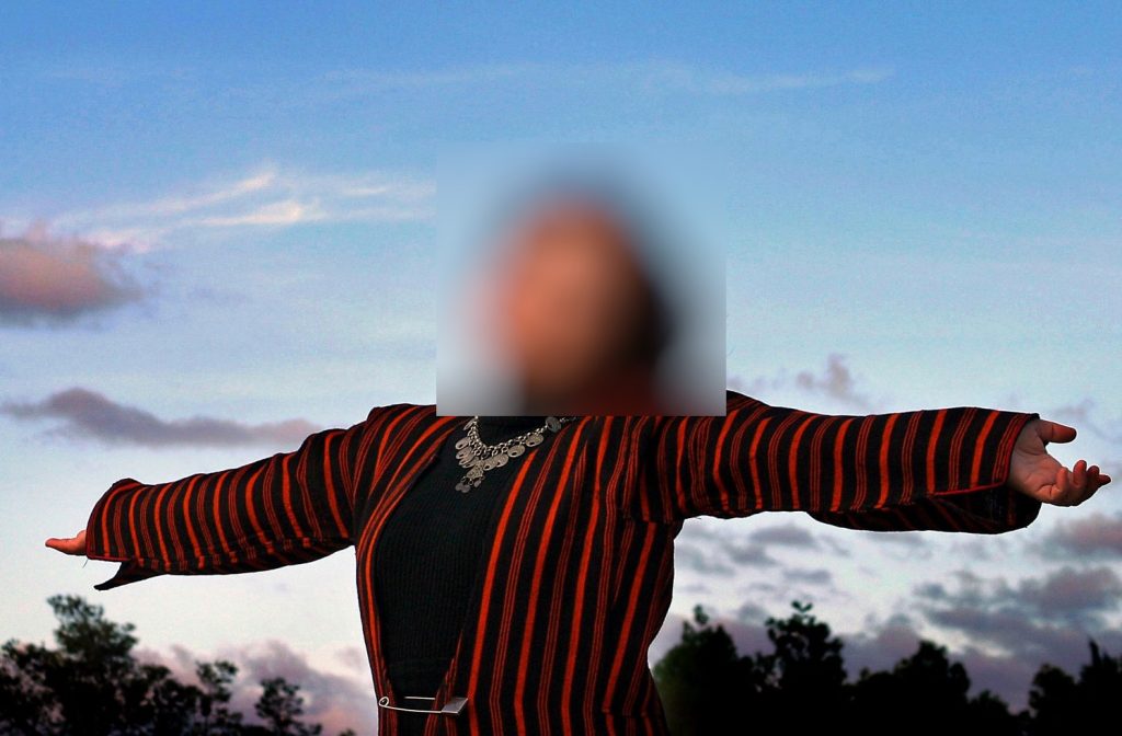 «Ξεφτίλα είναι ότι αφέθηκαν ελεύθεροι τα αποβράσματα Κασιδιάρης και Σία»