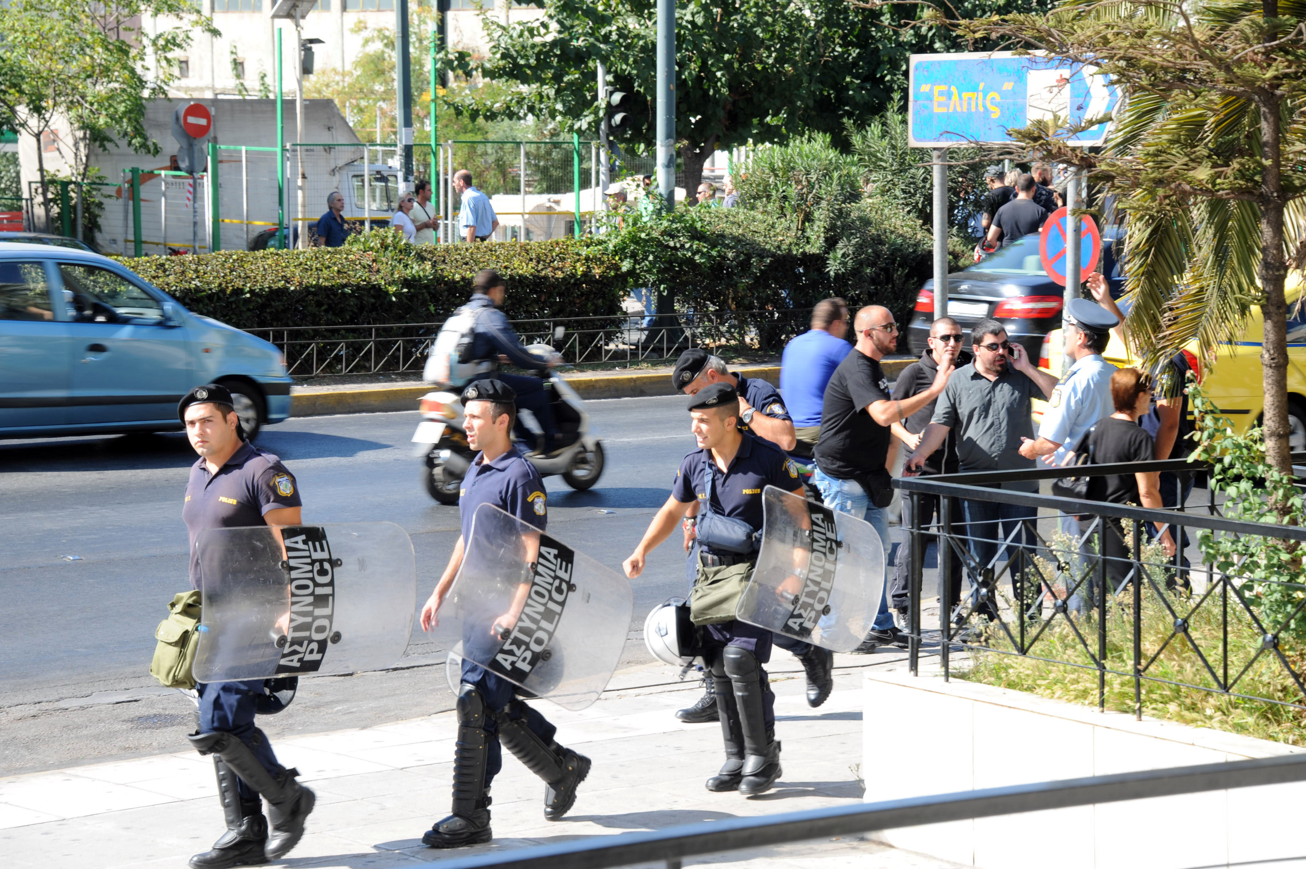 Κομισιόν: Έχουμε εμπιστοσύνη στην ελληνική δικαιοσύνη