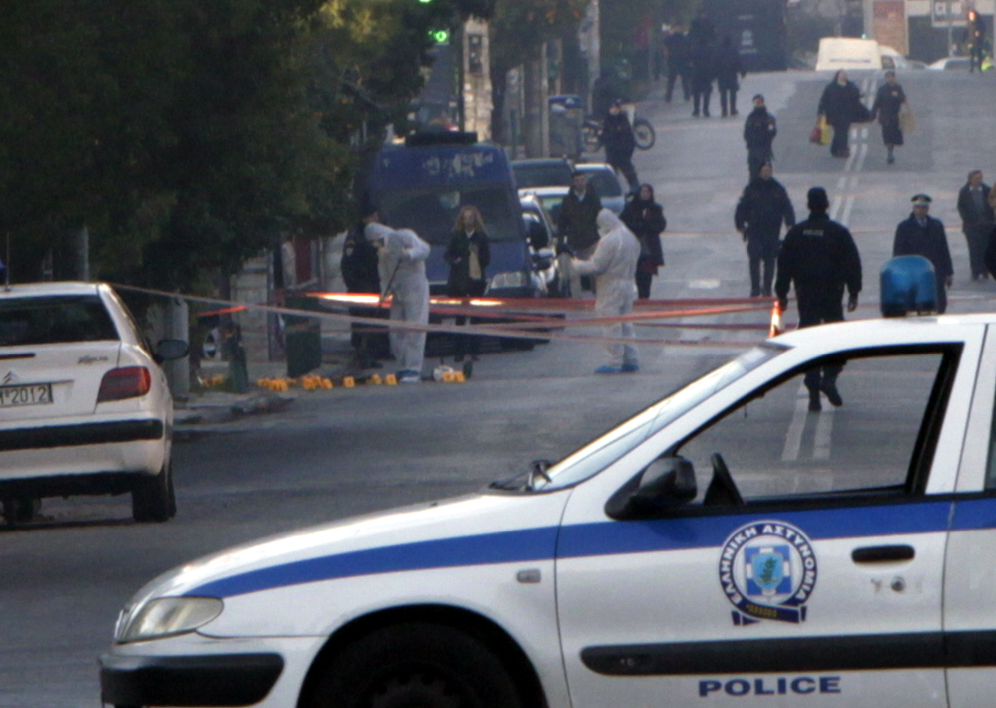 Βίντεο από την επίθεση στο Χαλάνδρι έχει η ΕΛ.ΑΣ – Βλήμα στο δωμάτιο της κόρης του πρέσβη!