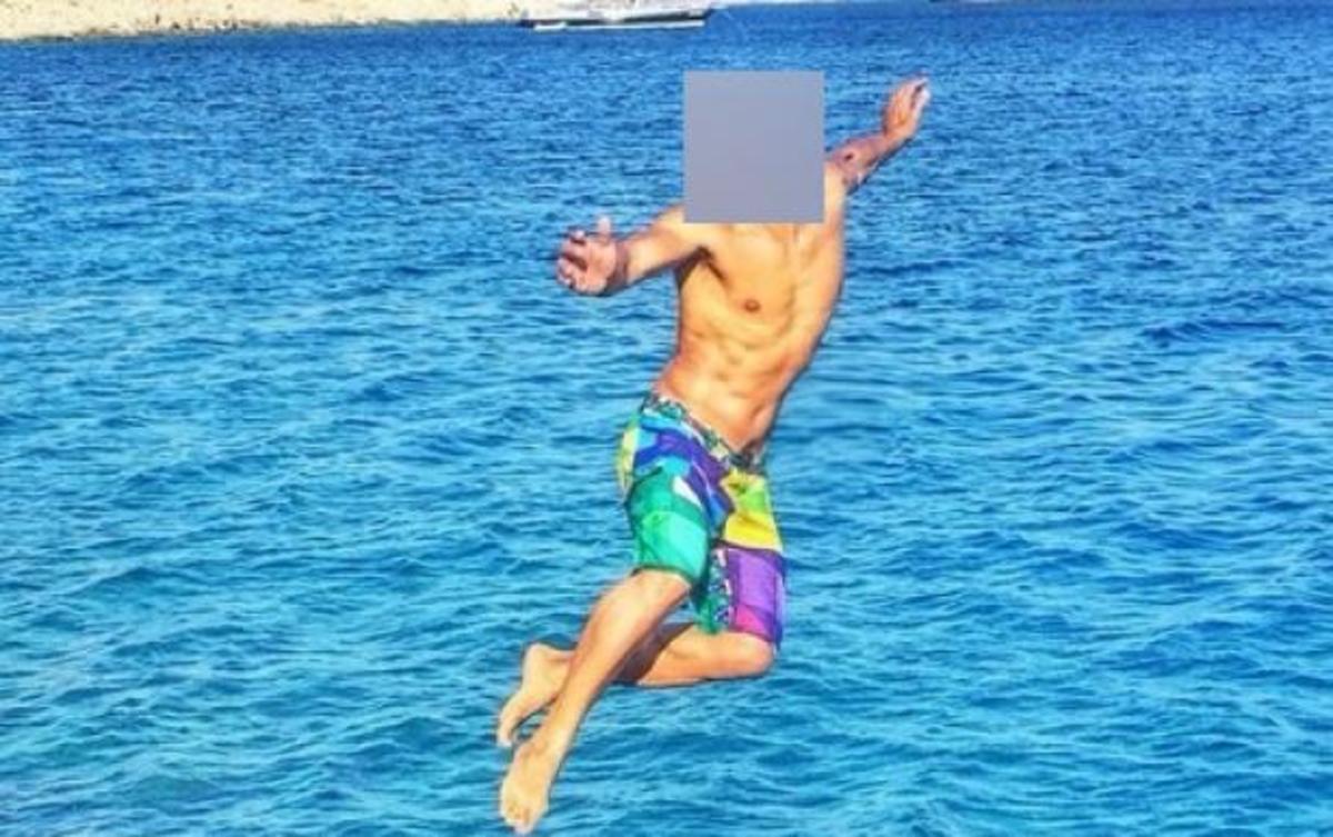 Θεαματική βουτιά! Ποιος παρουσιαστής “αιωρείται” πάνω από τα καταγάλανα νερά