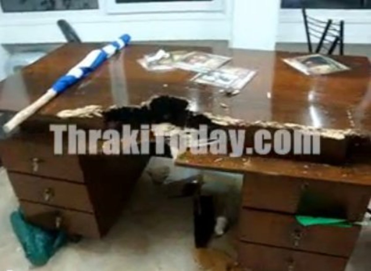 Έσπασαν τα γραφεία της ΧΑ στην Ξάνθη
