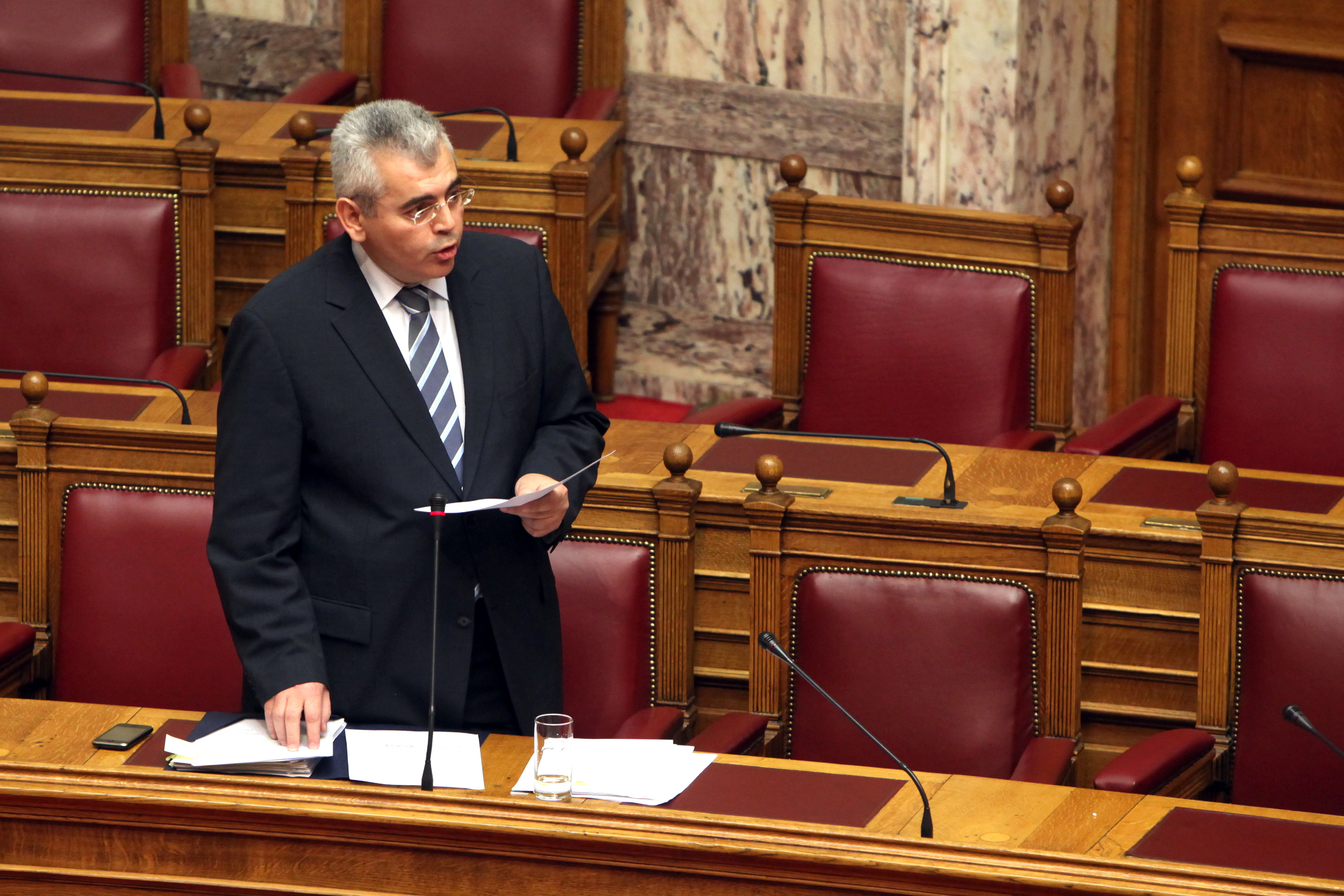 «”Λιποτάκτες” όσοι έβγαλαν λεφτά στο εξωτερικό»