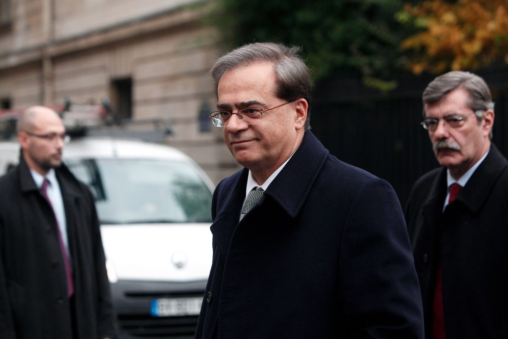 Ο Γκίκας Χαρδούβελης στο Παρίσι