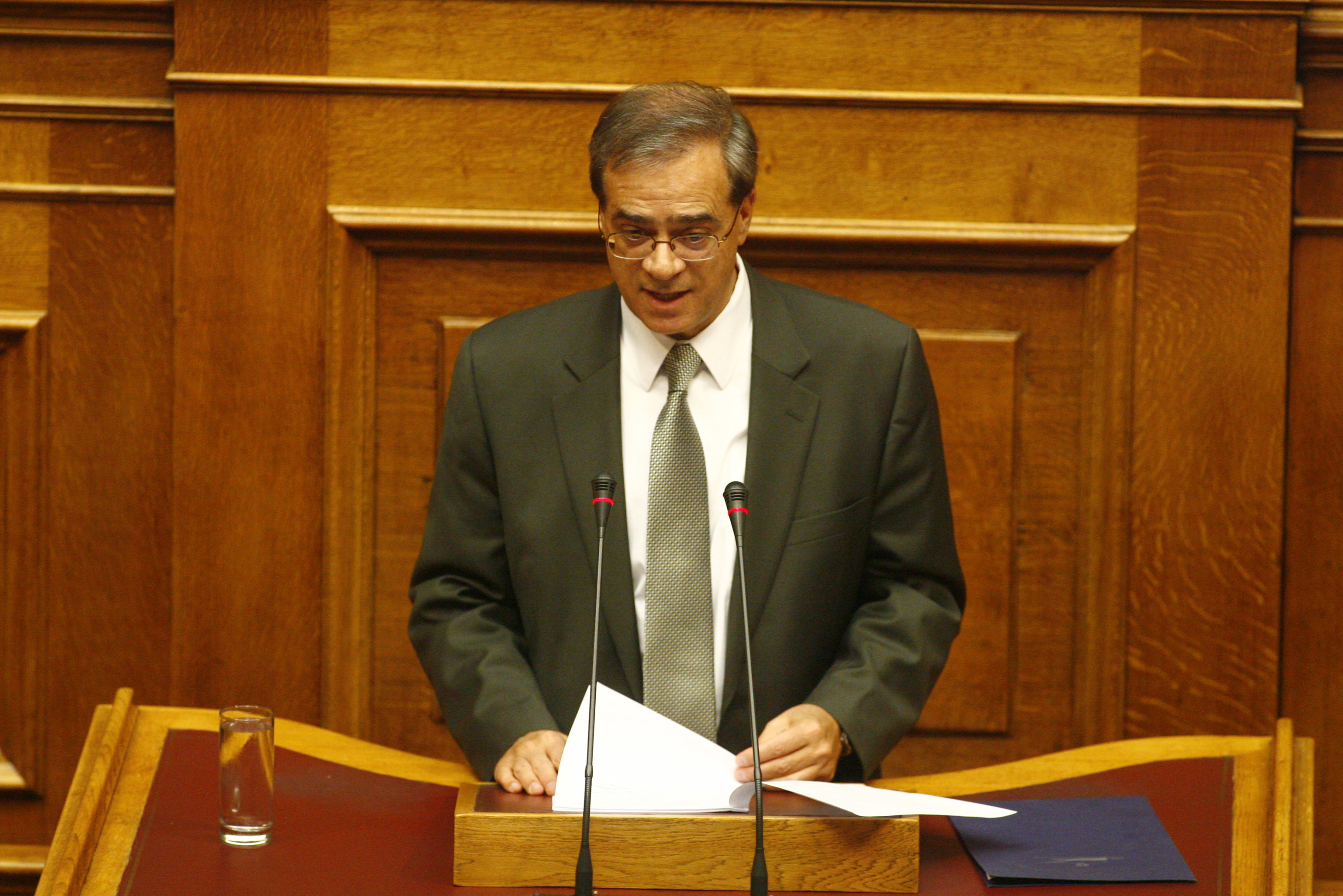 Γ. Χαρδούβελης: Το επόμενο τρίμηνο πρέπει να πληρωθούν 4,5 δισ. ευρώ