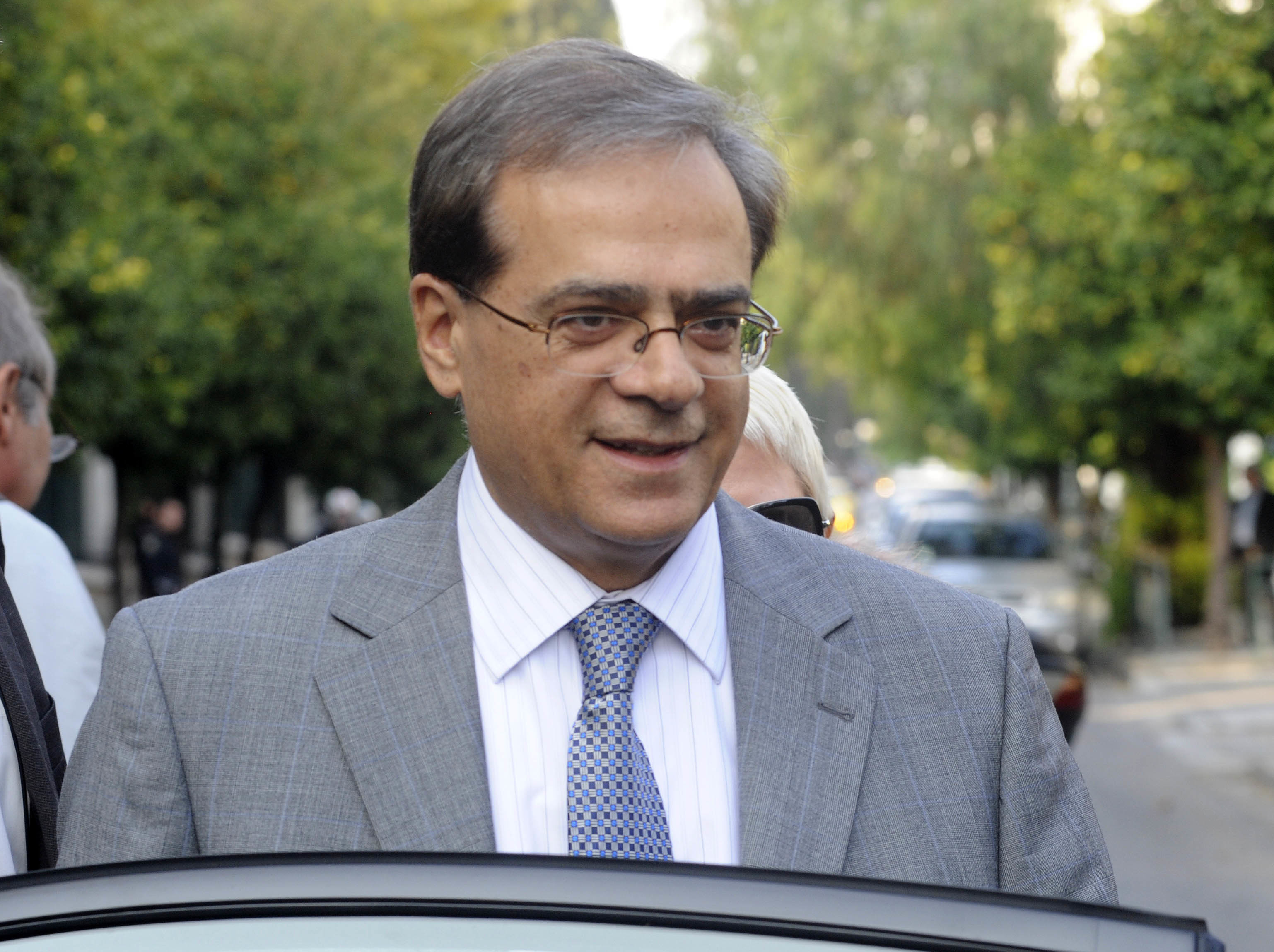 Το υπουργείο Οικονομικών για το “κόψιμο” Χαρδούβελη