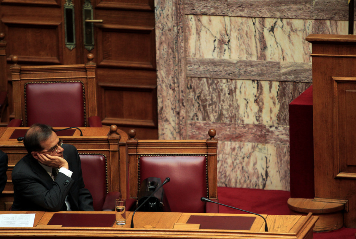 Δραματικοί τόνοι από Χαρδούβελη για τις πιέσεις τις τρόικας – «Εχουν κάνει λάθη – Αν ήθελαν θα ερχόντουσαν σε μια ημέρα»