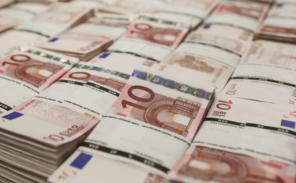 Έκτακτη συνεδρίαση της ΕΚΤ το μεσημέρι για τις ελληνικές τράπεζες – Θα ζητηθεί ένεση ρευστότητας λόγω αυξημένων εκροών!