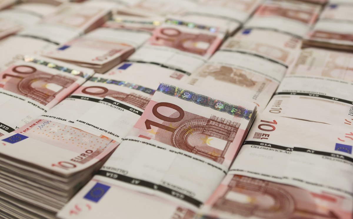 Έκτακτη συνεδρίαση της ΕΚΤ το μεσημέρι για τις ελληνικές τράπεζες – Θα ζητηθεί ένεση ρευστότητας λόγω αυξημένων εκροών!