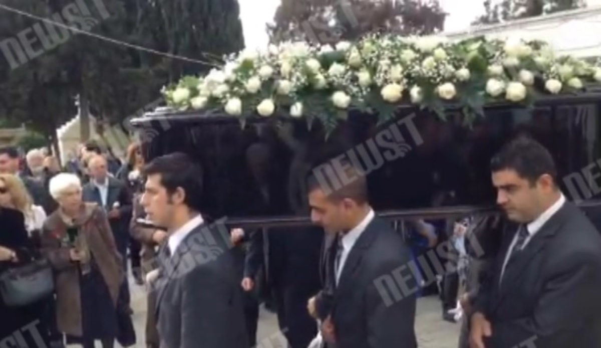 Τελευταίο χειροκρότημα για Μ.Κουμανταρέα