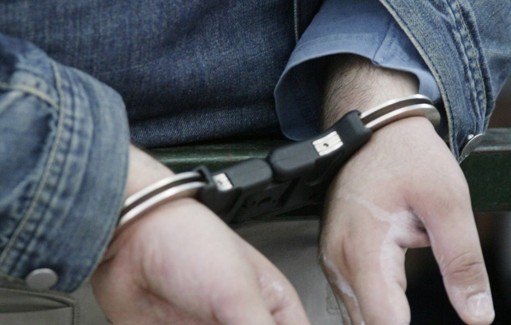 Δύο συλλήψεις για παράνομη κατοχή αρχαίων αντικειμένων