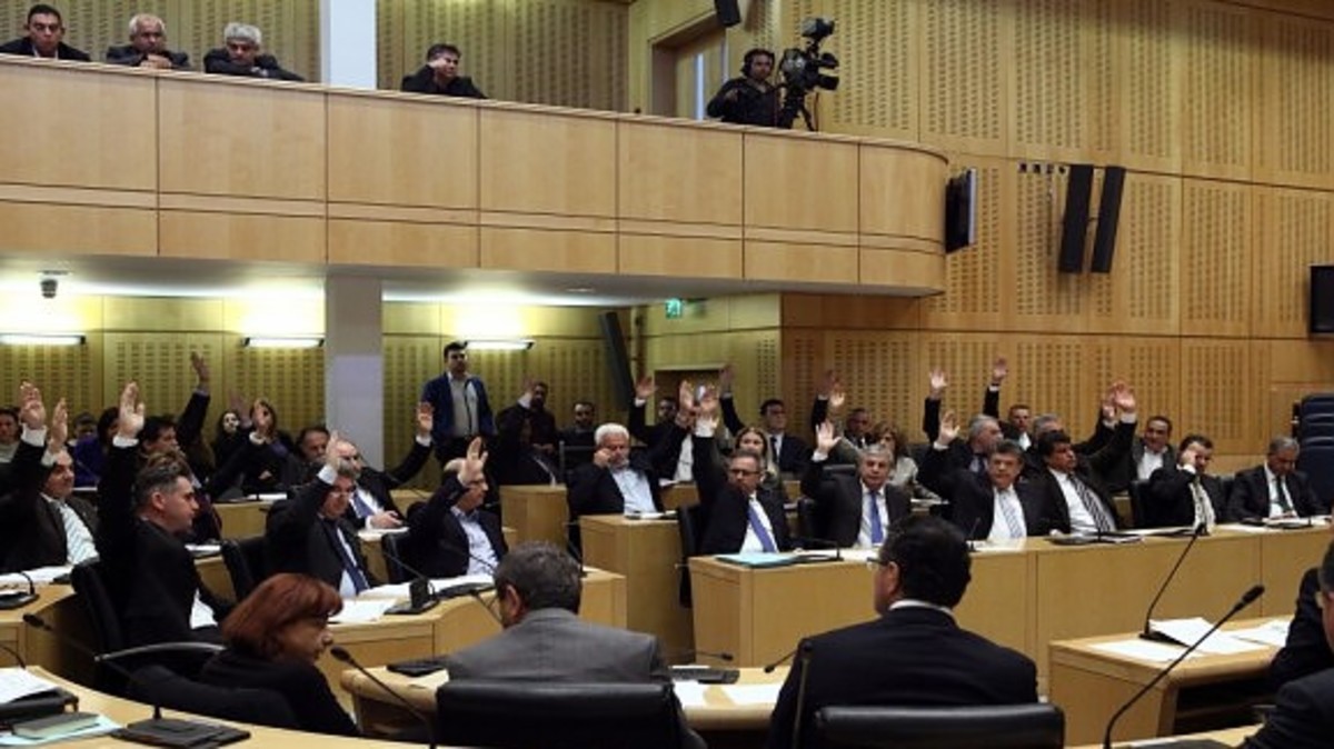 Κύπρος: Ψηφίστηκε ο νόμος των αποκρατικοποιήσεων – Πώς διασφαλίζονται οι εργαζόμενοι