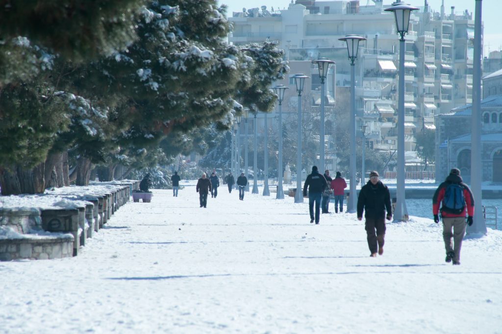 Καιρός: Έκτακτο δελτίο επιδείνωσης! Βροχές, καταιγίδες και χιόνια από το βράδυ