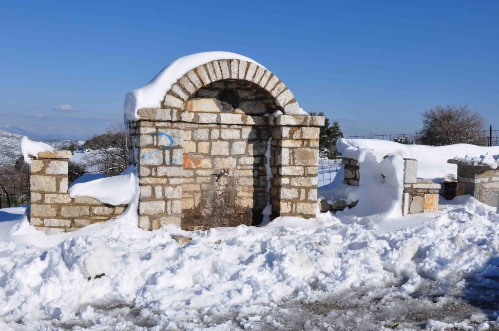 Χιόνια, καταιγίδες και πτώση της θερμοκρασίας τη Δευτέρα