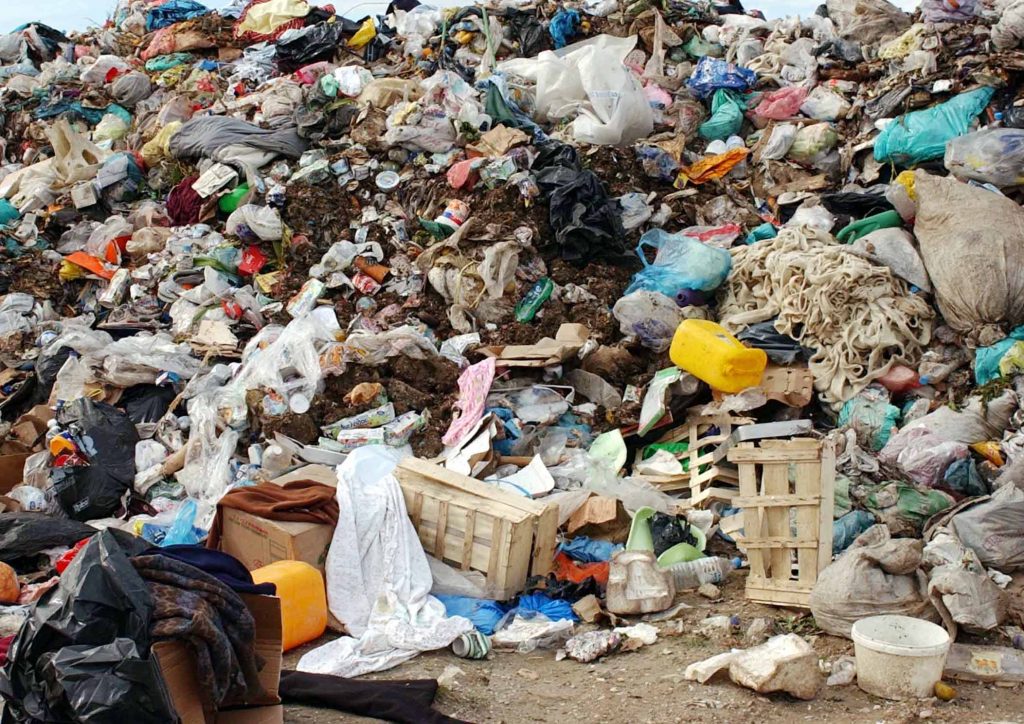 Κοζάνη: Στα σκουπίδια καταλήγουν τα ιατρικά απόβλητα…