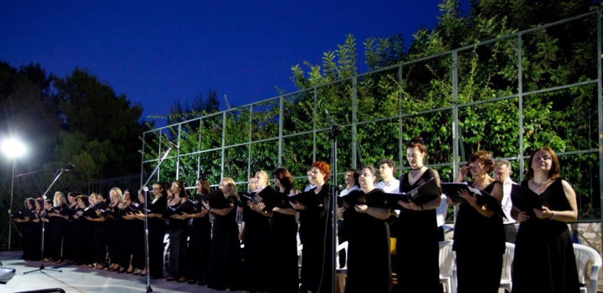 Η Χορωδία του Δήμου Αθηναίων καλωσορίζει το Φθινόπωρο στο Εθνικό Αρχαιολογικό Μουσείο