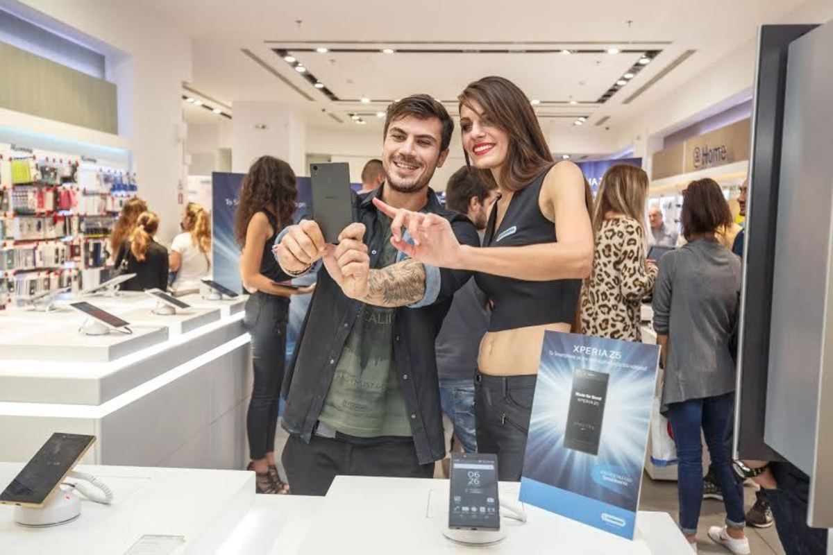 Ήρθε το νέο SONY Xperia Z5 σ’ ένα Special James Bond Kit