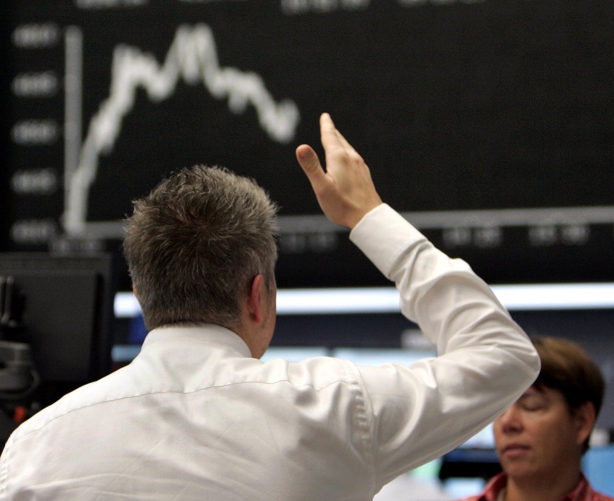 Επιφυλαχτική η Wall Street αλλά με θετικό πρόσημο