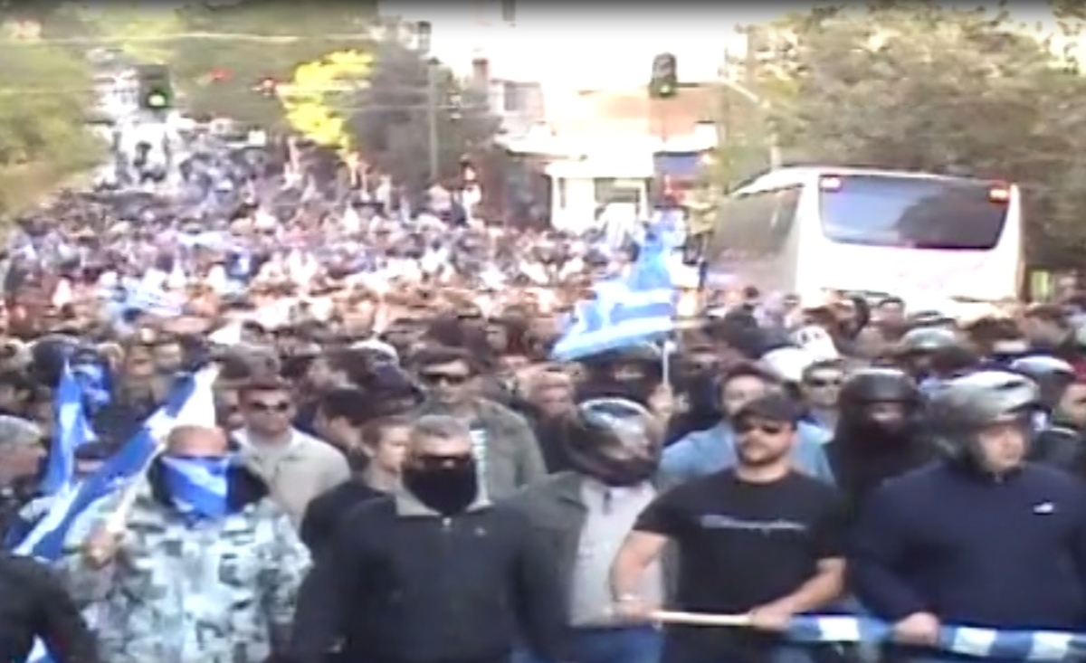 Ρατσιστικό παραλήρημα από χρυσαυγίτες