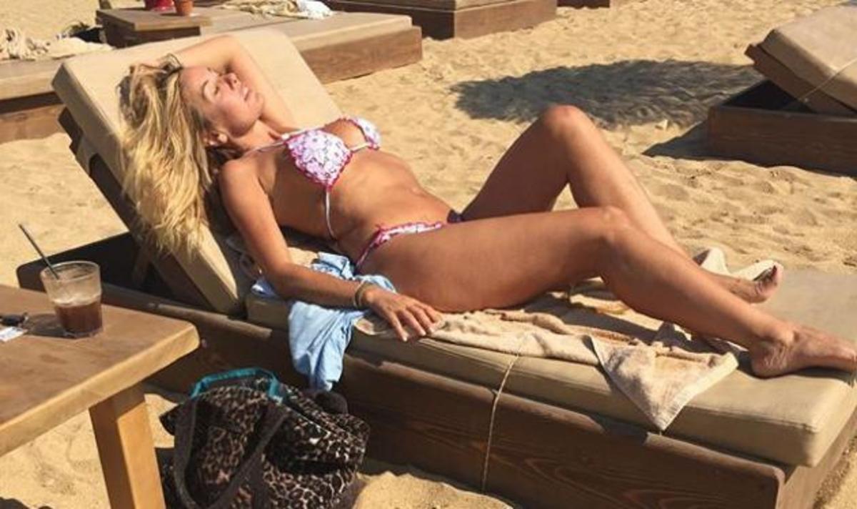 Χριστίνα Παπά : Οι αποκαλυπτικές… υποβρύχιες τούμπες στην πισίνα! Βίντεο