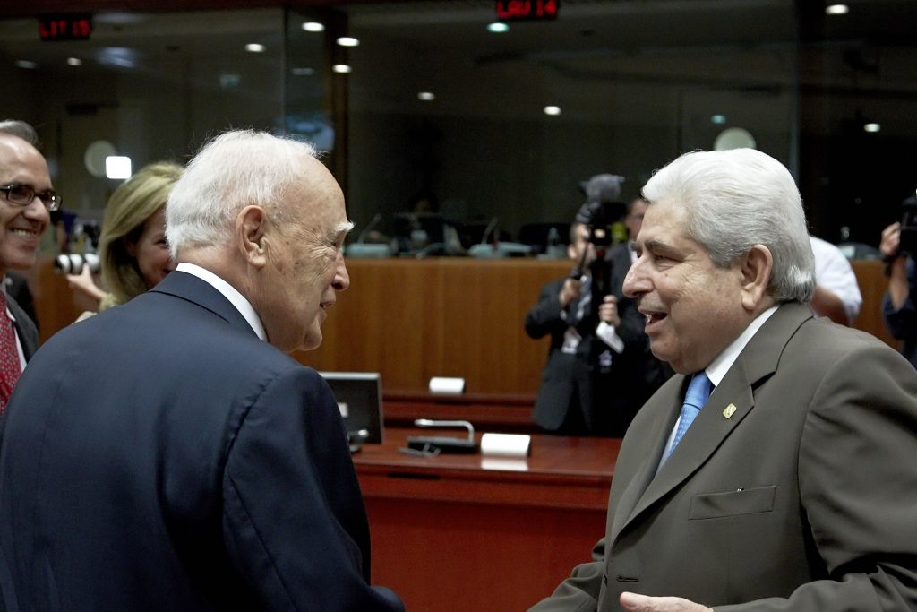 Χριστόφιας: Ευχήθηκε να βγουν από την κρίση η Κύπρος και η Ελλάδα