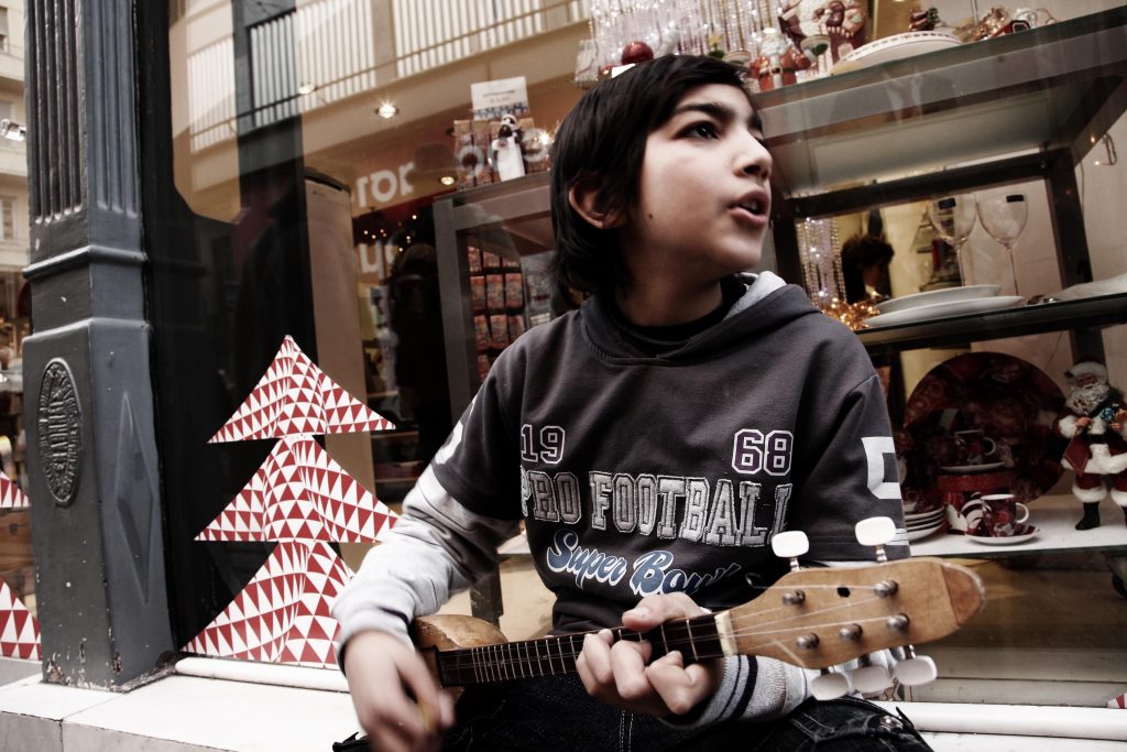 Κάθε πέρσι και καλύτερα… – Φτωχά Χριστούγεννα!