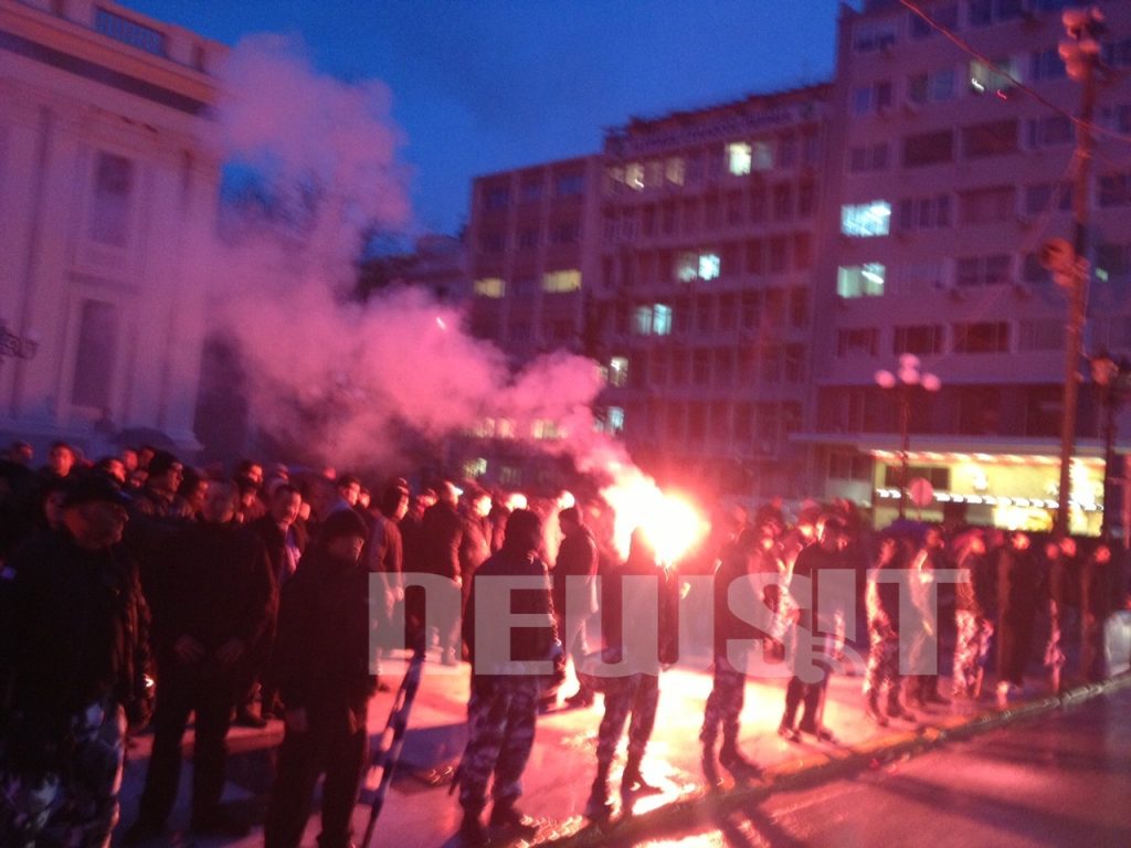 Χρυσή Αυγή: Ολοκληρώθηκε η συγκέντρωση διαμαρτυρίας στον Πειραιά (ΒΙΝΤΕΟ)