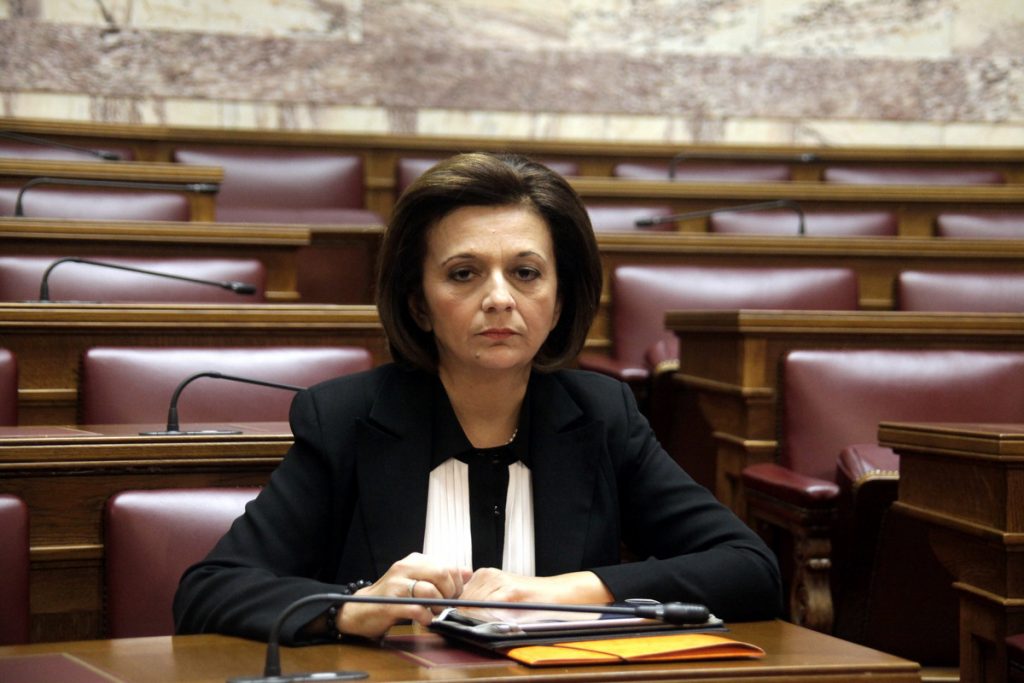 Χρυσοβελώνη: Δεν ψηφίζουμε αύξηση του ΦΠΑ στα νησιά